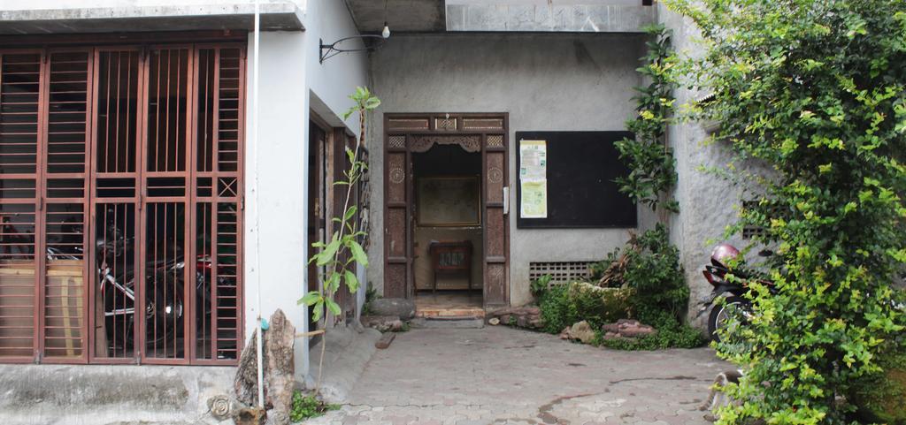 Posnya Seni Godod Art Gallery & Homestay Yogyakarta Luaran gambar